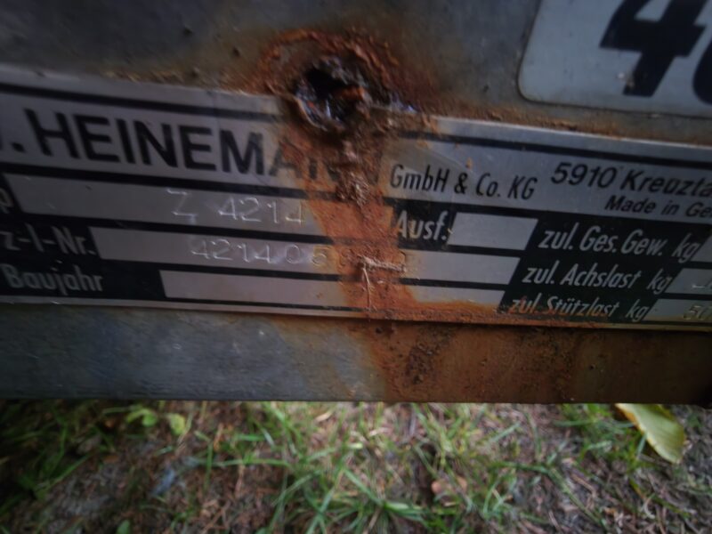 Maly vlek za 4kolku plechovy doklady na prihlaseni